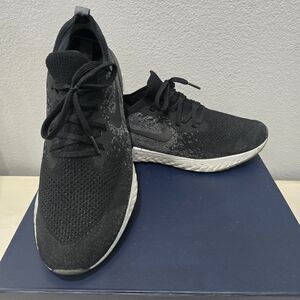 Women's Nike Epic React flyknit. Size 11.5